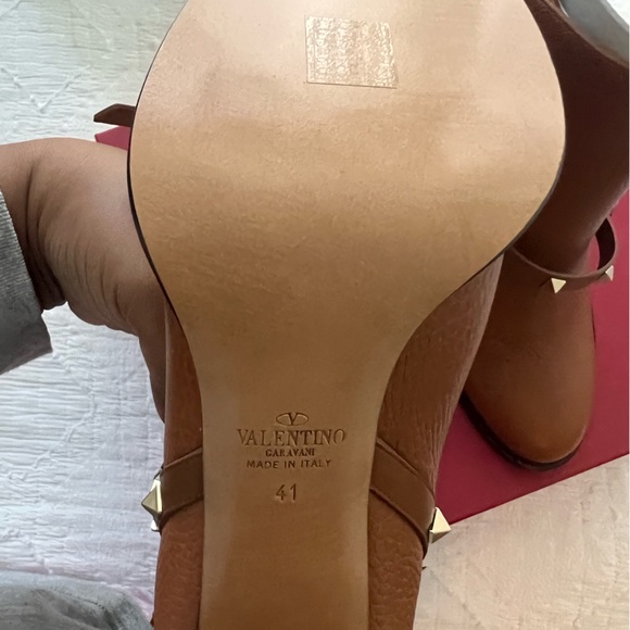 Valentino Garavani | BRAND NEW
Rockstud leather ankle boots
41 - Picture 6 of 6